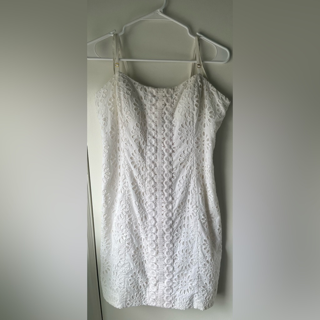 Lilly Pulitzer Shelli Resort White Eyelet Shift Tie Back Dress Size 12